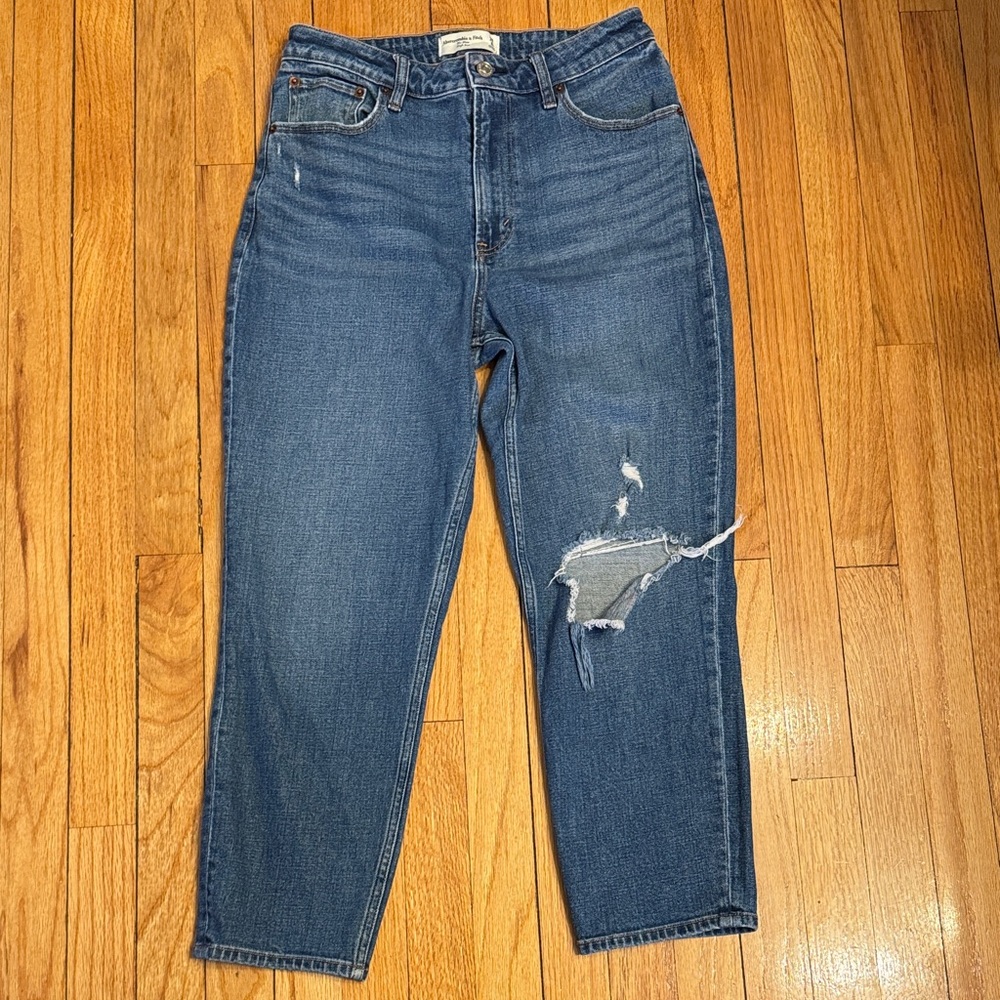 Abercrombie & Fitch Jeans High Rise Mom Jeans Curve Love 6s